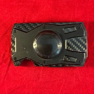 Black Carbon Fiber Wallet with AirTag Holder and Clip